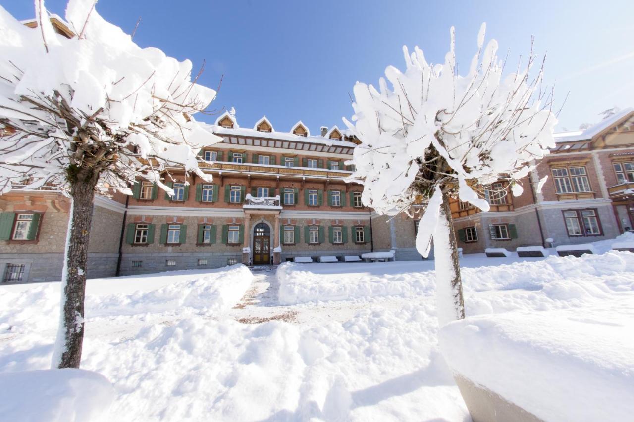 Guesthouse - Cultural Center Gustav Mahler Добиако Екстериор снимка